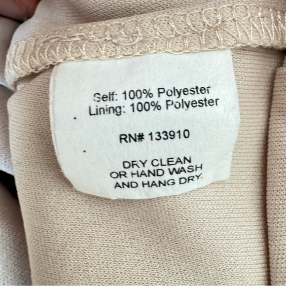 Show Me Your Mumu Formal Maxi Dress Medium Beige Bridesmaid Elegant Classic Gala - Picture 11 of 11